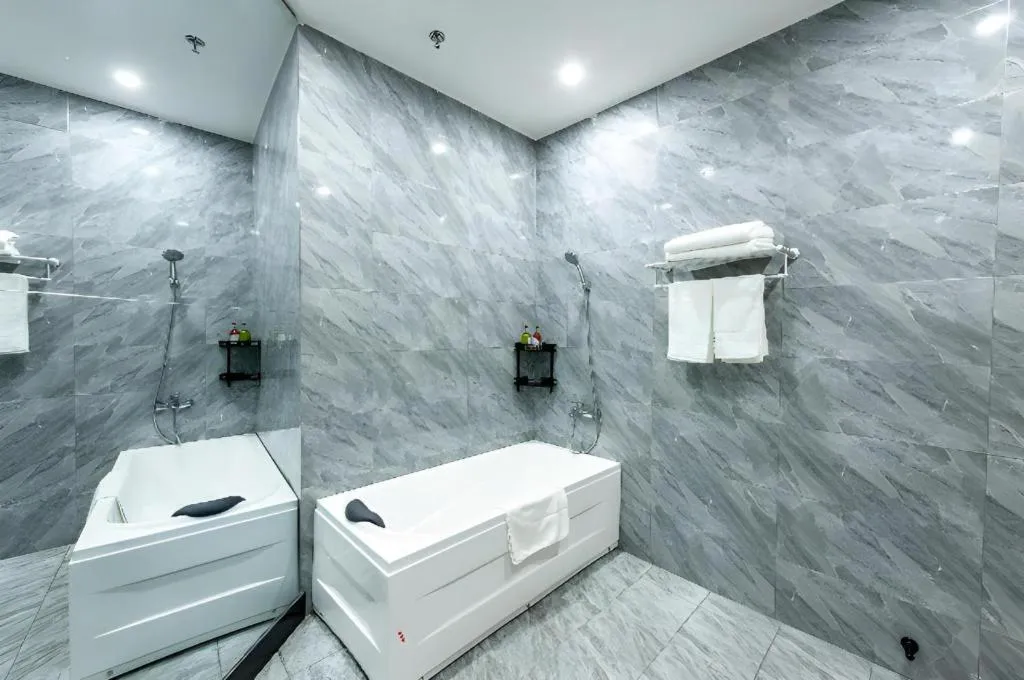 Borrman Hotel Jiangyin Zhouzhuang