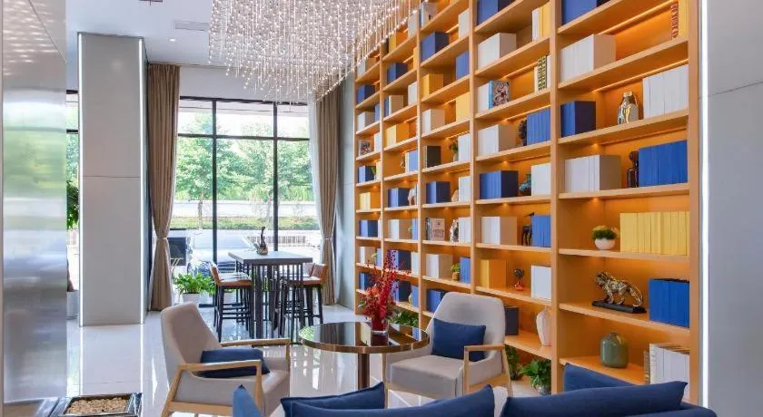 Echarm Hotel Wuhan Wusheng Road Metro Station Cade Square