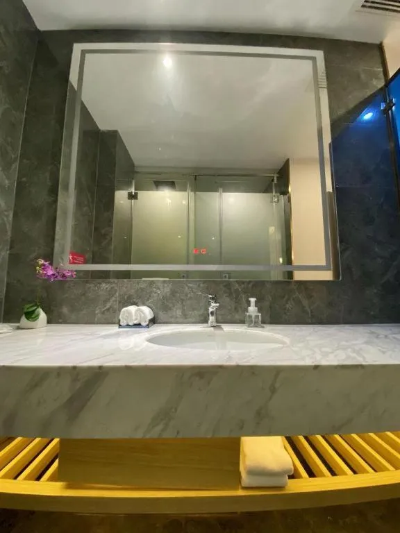 Echarm Hotel Wuhan Wusheng Road Metro Station Cade Square