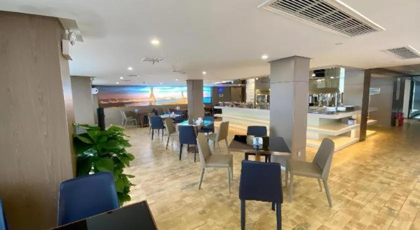 Echarm Hotel Wuhan Wusheng Road Metro Station Cade Square