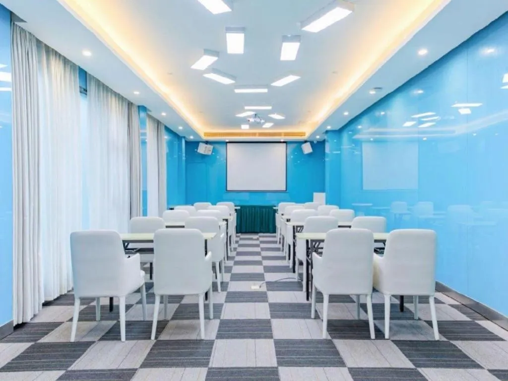 Echarm Hotel Wuhan Wusheng Road Metro Station Cade Square