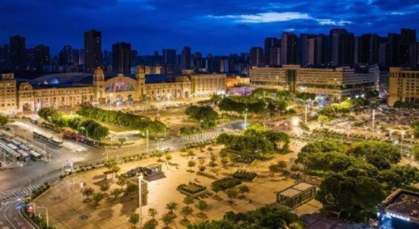 Borrman Hotel Wuhan Hankou Railway Station Metro Station