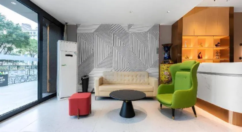 Borrman Hotel Wuhan Hankou Railway Station Metro Station