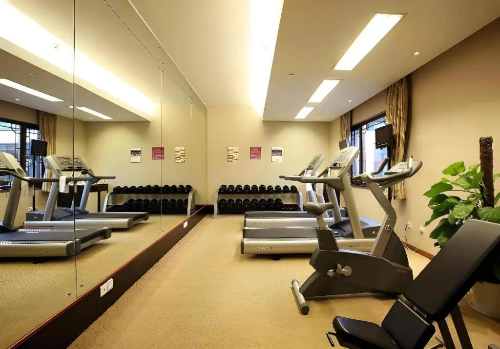 Borrman Hotel Xiantao Wushang Gymnasium