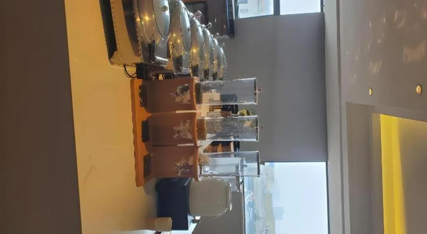 Borrman Hotel Yangjiang Baili Square