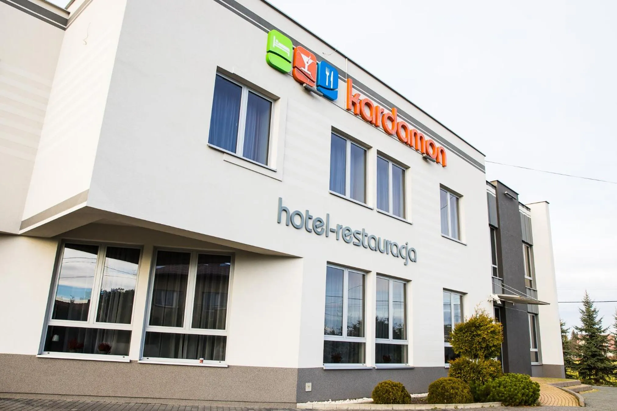 Property building in Hotel Kardamon