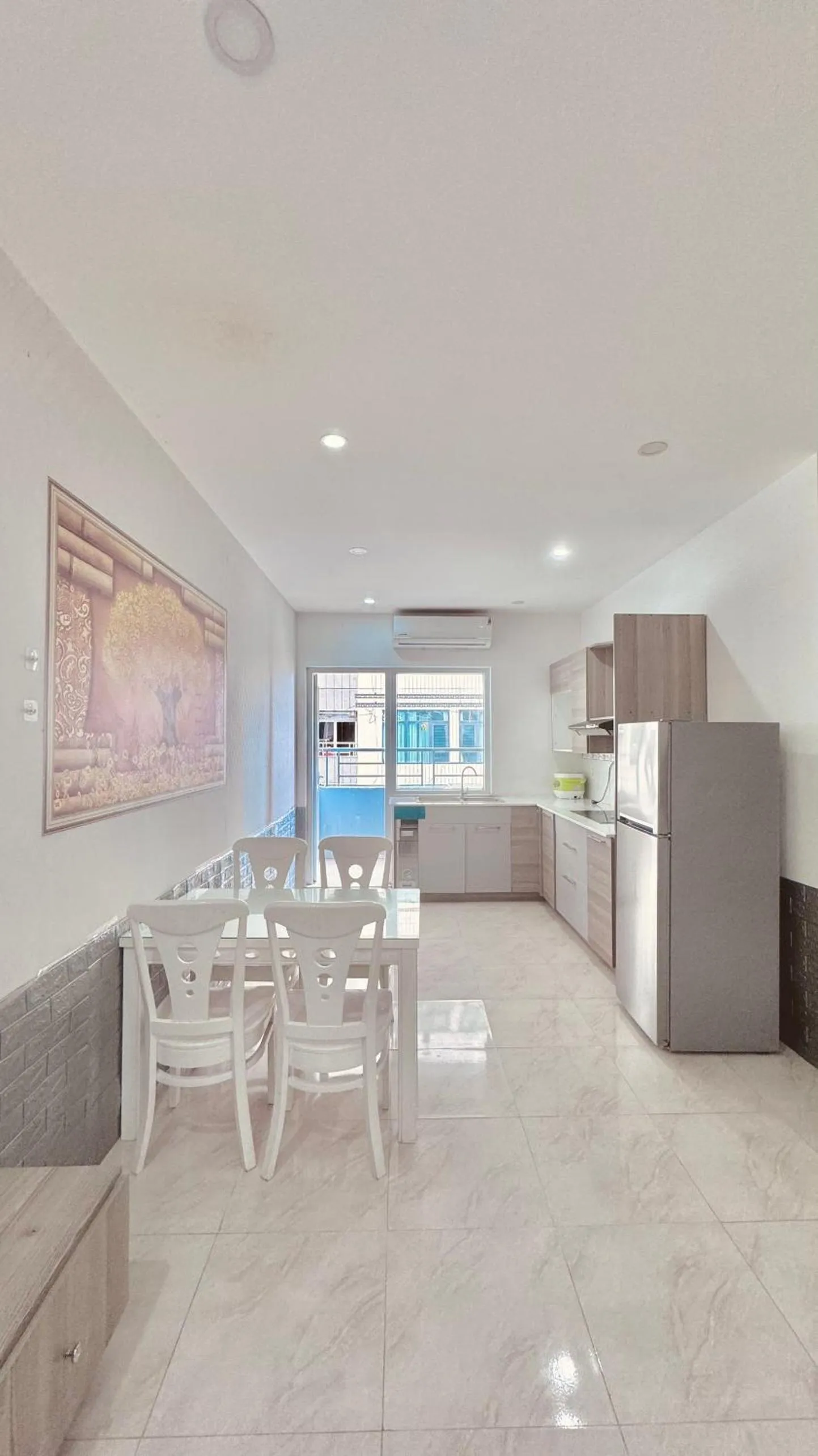 Kitchen or kitchenette in Sea Inn - Nha Trang Apartment