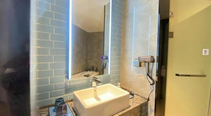 Echarm Hotel Wuhan Huashan