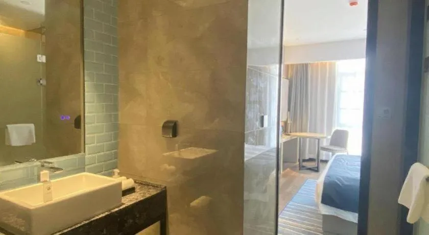 Echarm Hotel Wuhan Huashan