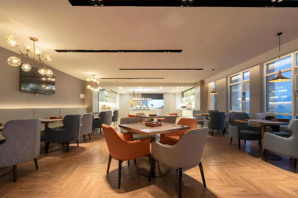 Echarm Hotel Wuhan Huashan