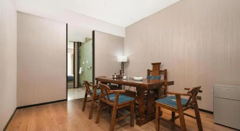 Echarm Hotel Wuhan Huashan