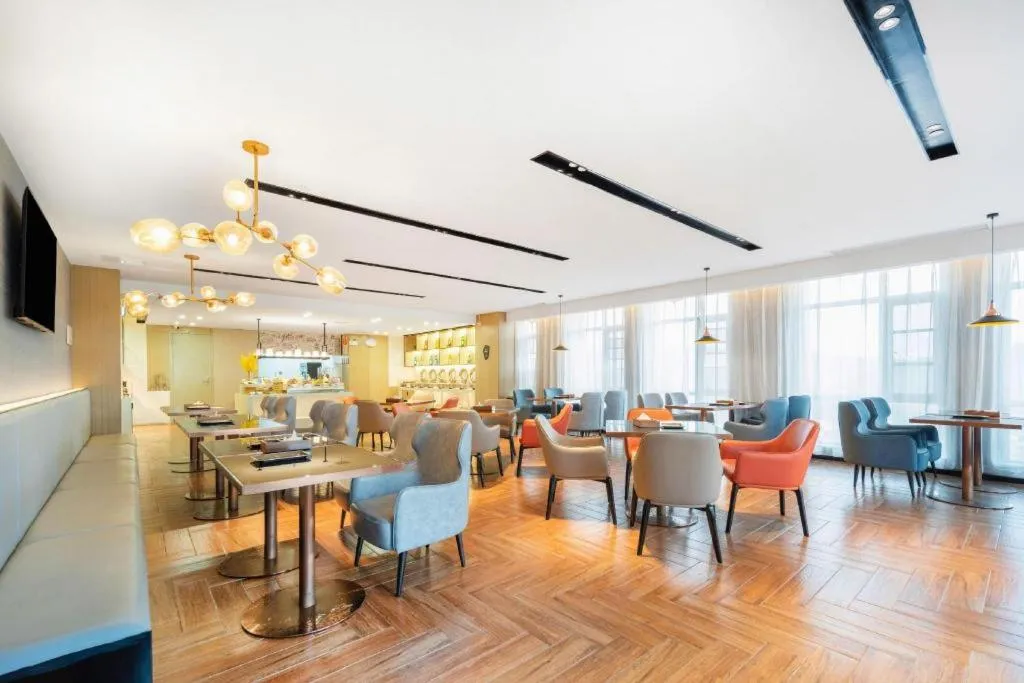 Echarm Hotel Wuhan Huashan