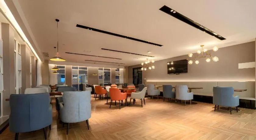 Echarm Hotel Wuhan Huashan