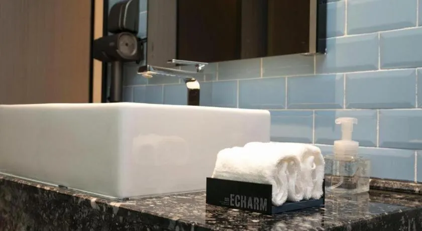 Echarm Hotel Wuhan Huashan