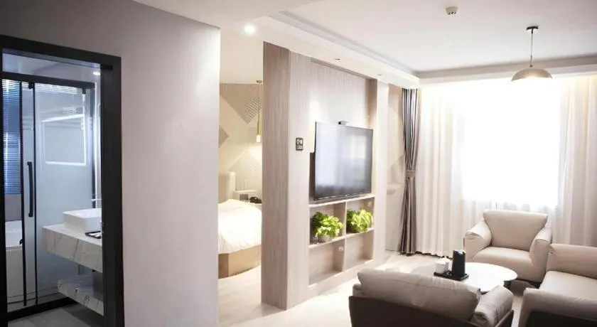 Borrman Hotel Pingyi Beifang Shicaicheng Mingde Road