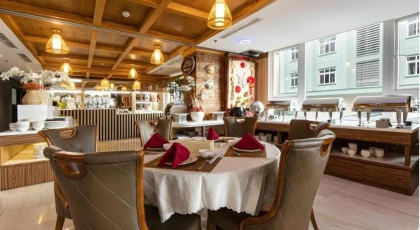 J&B Hotel & Apartment