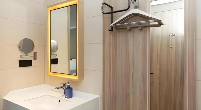 Hanting Hotel Tianjin Zhongbei New City Center