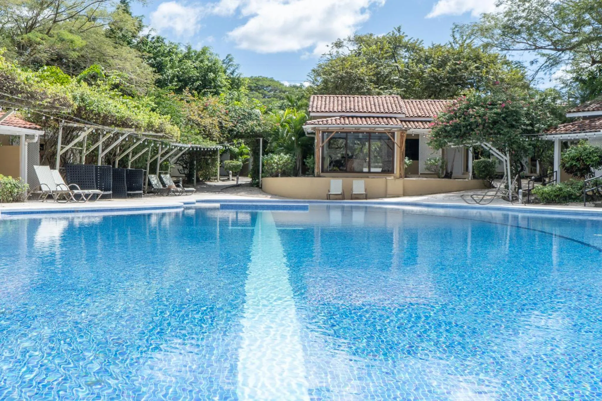 Swimming pool in Seis Playas Hotel