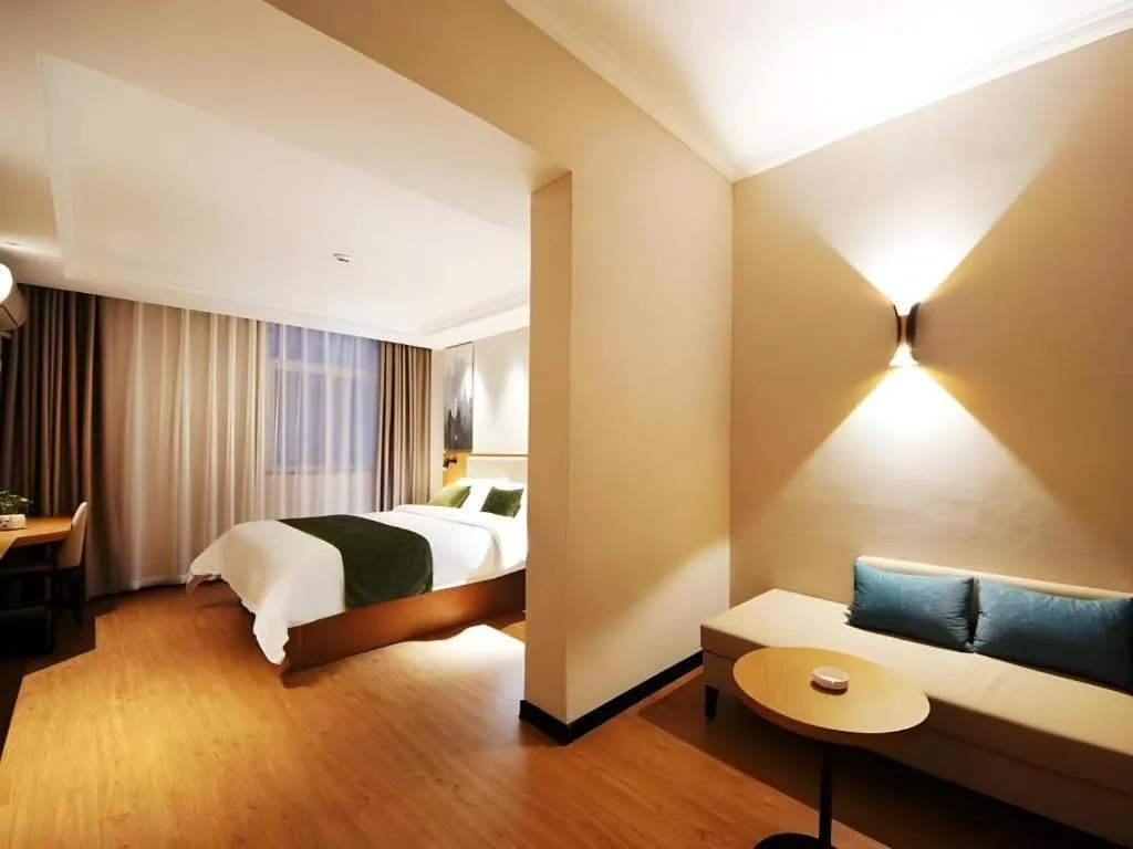 Bed in GreenTree Inn Luoyang Henan University of Science and Technology