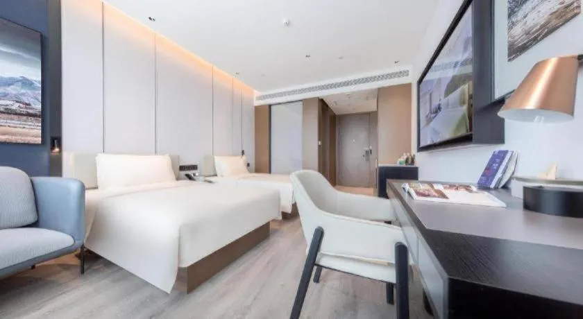 Bed in Atour Hotel Jinan Tangyan Century Avenue