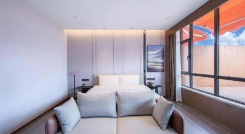 Atour Hotel Jinan Tangyan Century Avenue