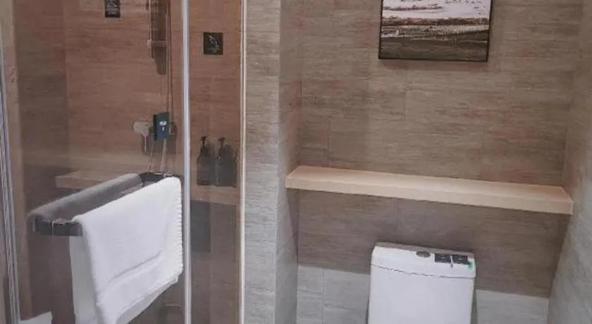 Atour Hotel Nanchang Longding Chadu East Jiefang Road