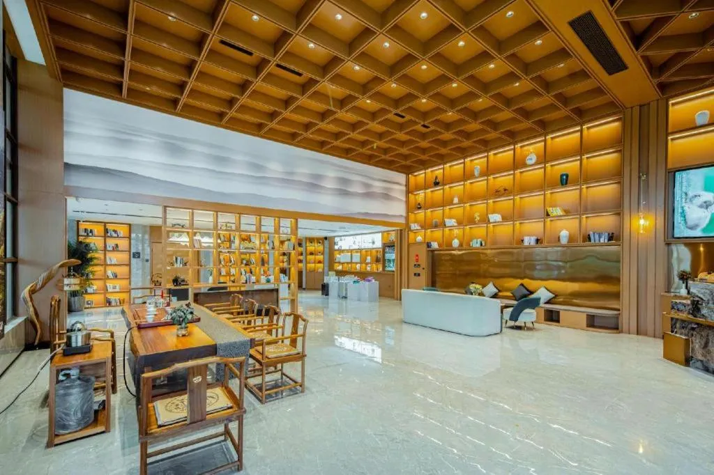 Atour Hotel Nanchang Longding Chadu East Jiefang Road