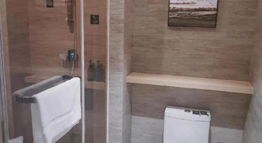 Atour Hotel Nanchang Longding Chadu East Jiefang Road