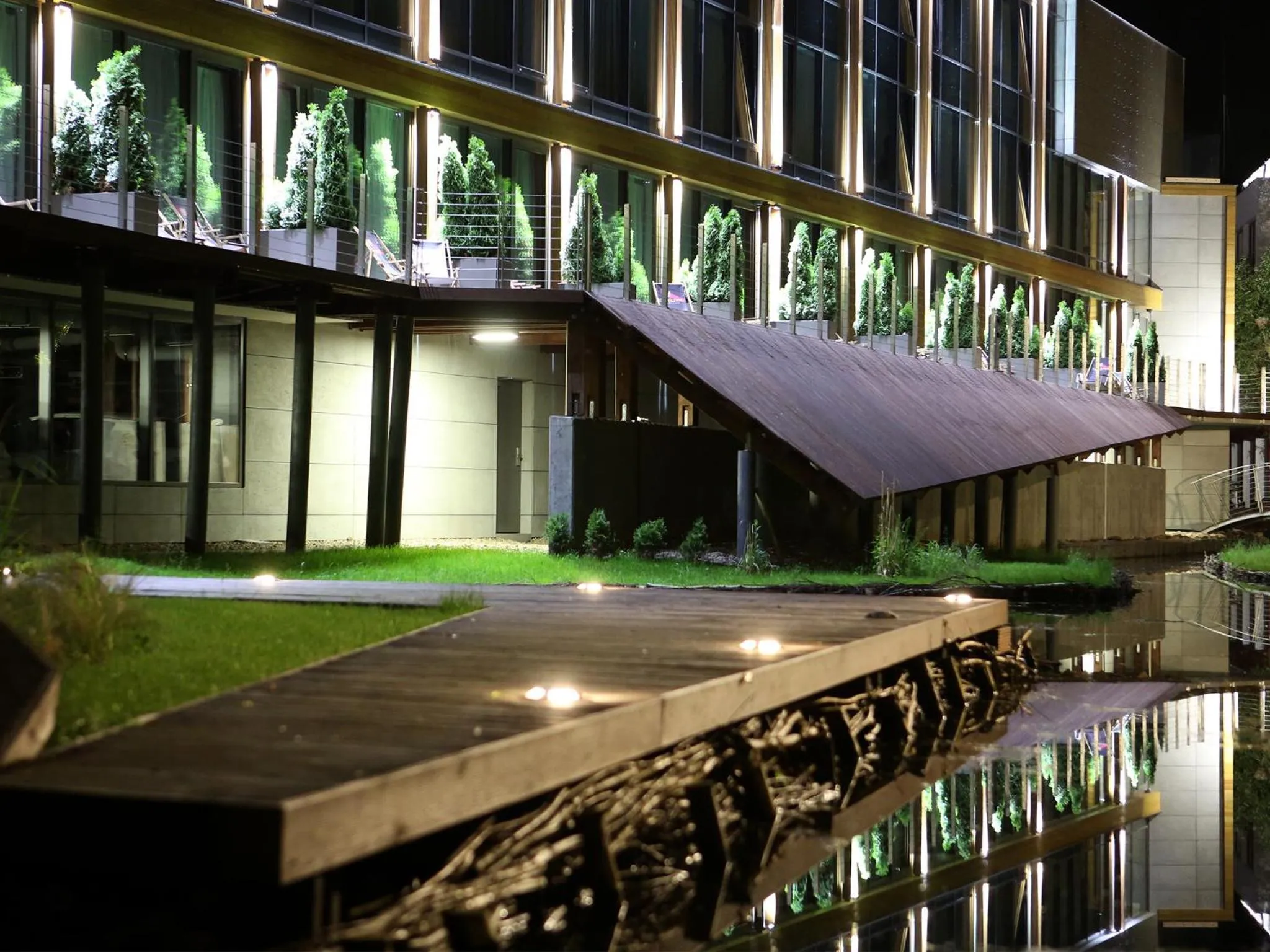 Property building in Przystań Hotel&Restaurants