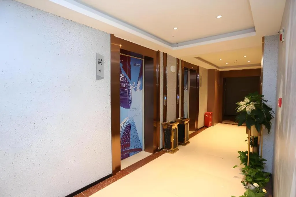 Borrman Hotel Wuhan Yellow Crane Tower Fuxing Road Metro Station