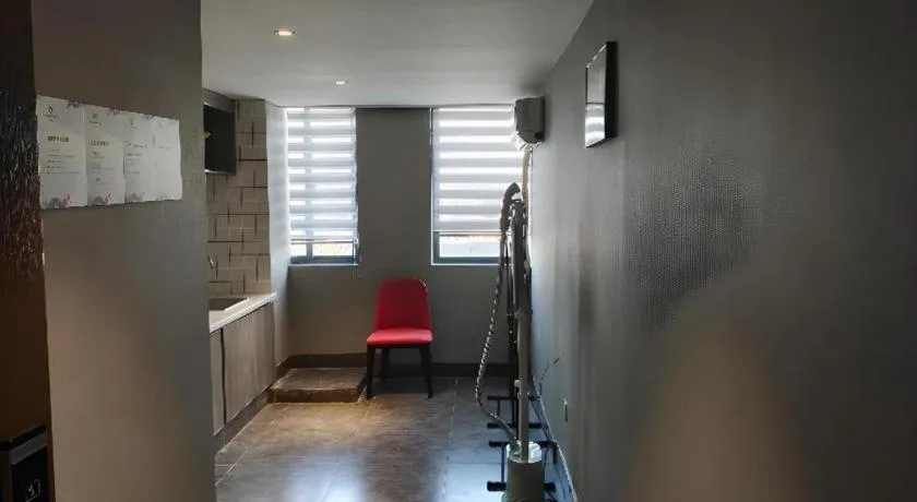 Borrman Hotel Wuhan Yellow Crane Tower Fuxing Road Metro Station