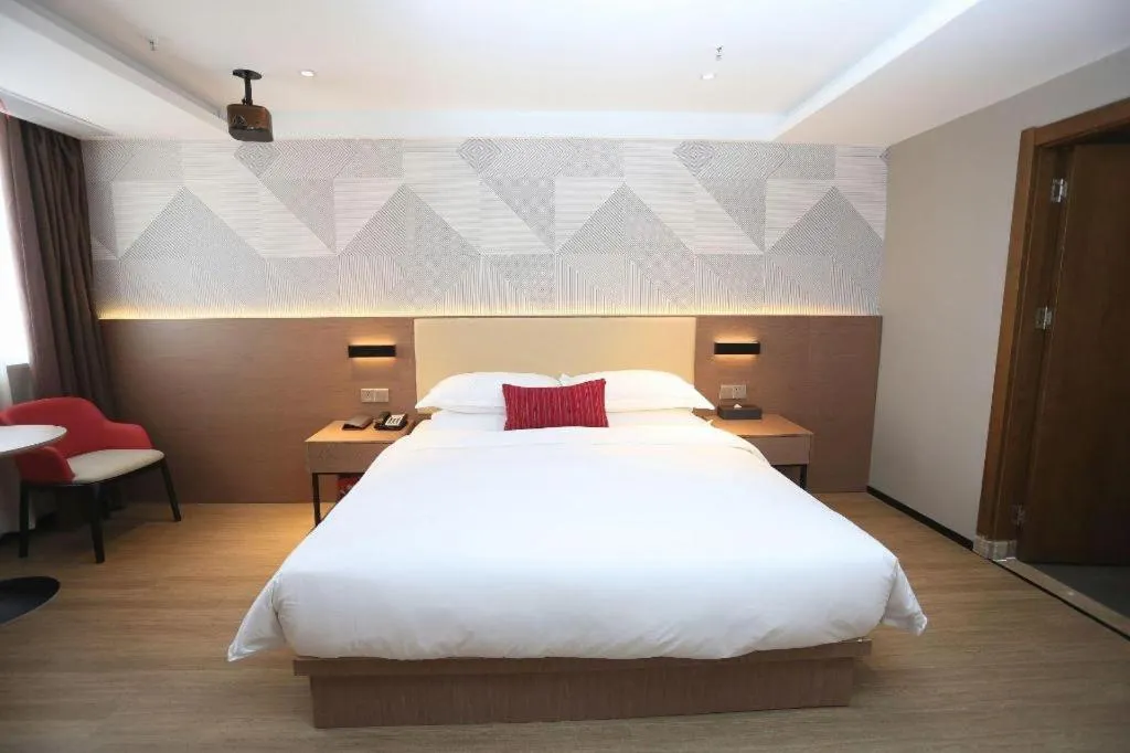 Bed in Borrman Hotel Wuhan Yellow Crane Tower Fuxing Road Metro Station