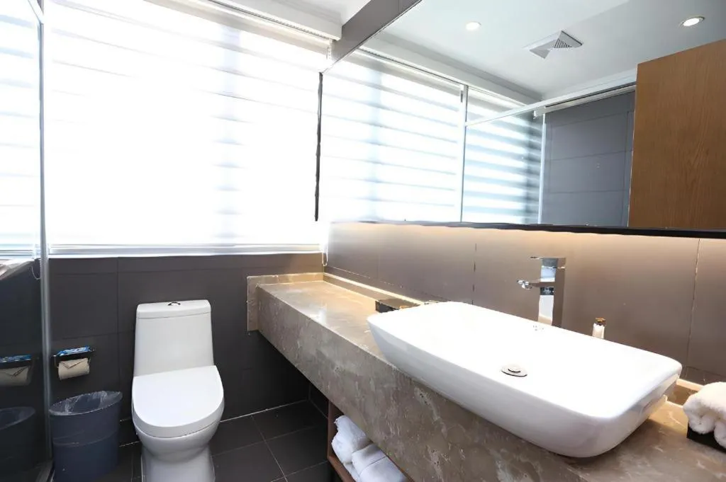 Borrman Hotel Wuhan Yellow Crane Tower Fuxing Road Metro Station