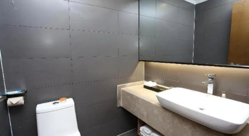 Borrman Hotel Wuhan Yellow Crane Tower Fuxing Road Metro Station