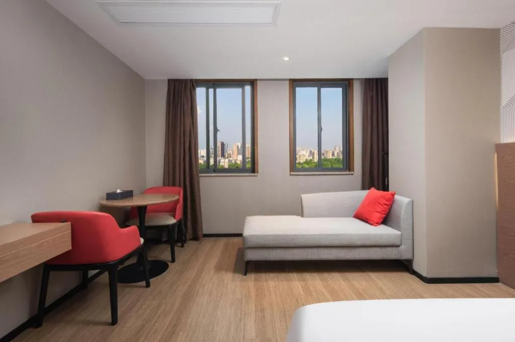 Bed in Borrman Hotel Wuhan Yellow Crane Tower Fuxing Road Metro Station