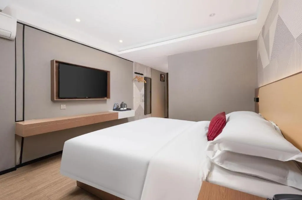 Bed in Borrman Hotel Wuhan Yellow Crane Tower Fuxing Road Metro Station
