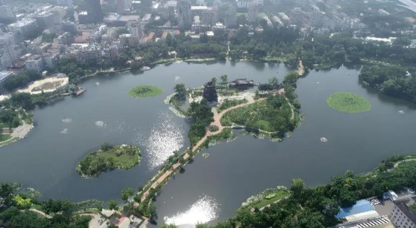 Borrman Hotel Wuhan Yellow Crane Tower Fuxing Road Metro Station