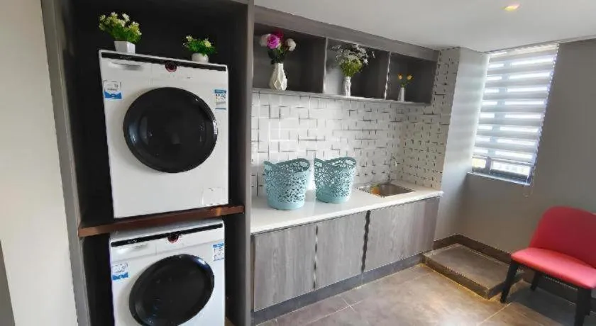 Borrman Hotel Wuhan Yellow Crane Tower Fuxing Road Metro Station