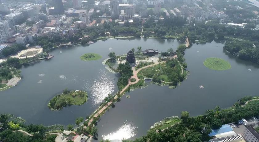 Borrman Hotel Wuhan Yellow Crane Tower Fuxing Road Metro Station