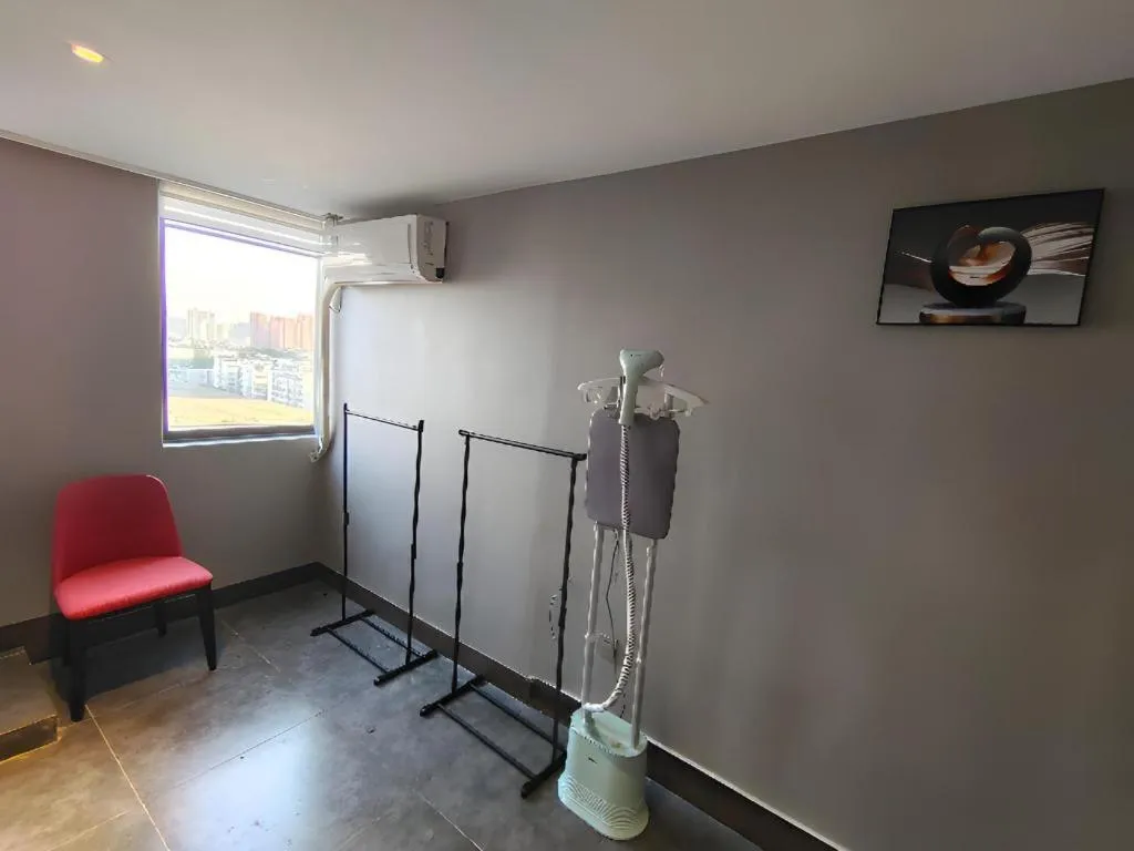 Borrman Hotel Wuhan Yellow Crane Tower Fuxing Road Metro Station