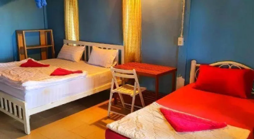 Bed in Longbeach Kohphayam