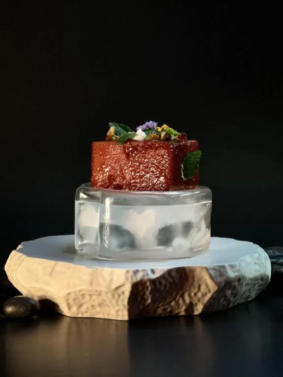 The Globe Hotel, Bar & Restaurant