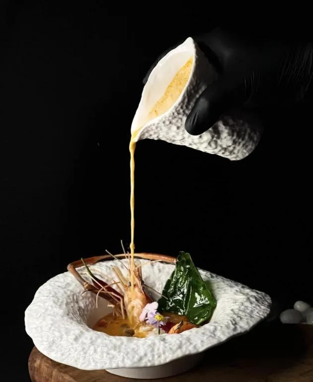 The Globe Hotel, Bar & Restaurant