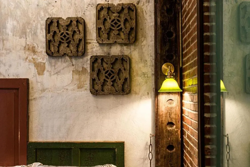 Origin Antique House and Hotel