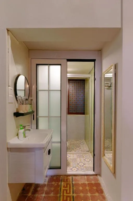 Origin Antique House and Hotel