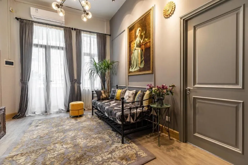 Origin Antique House and Hotel