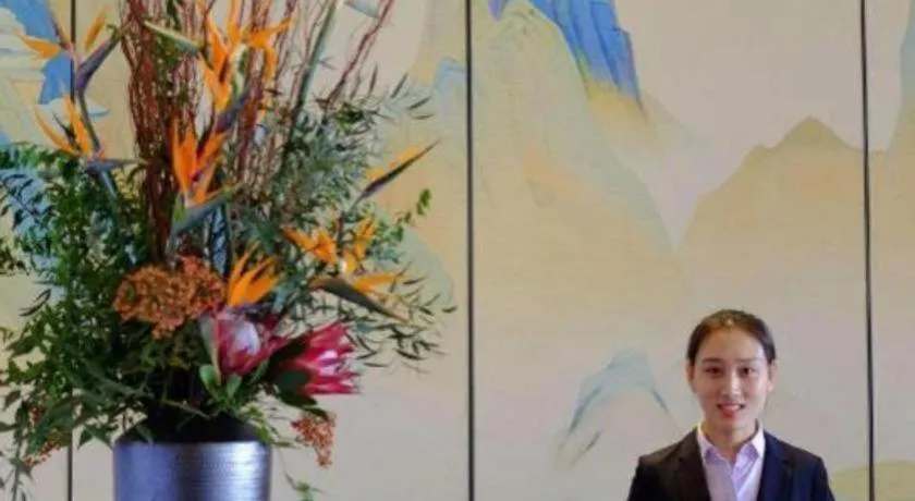 Yinhu Junyi Hotel（Wildlife Park）