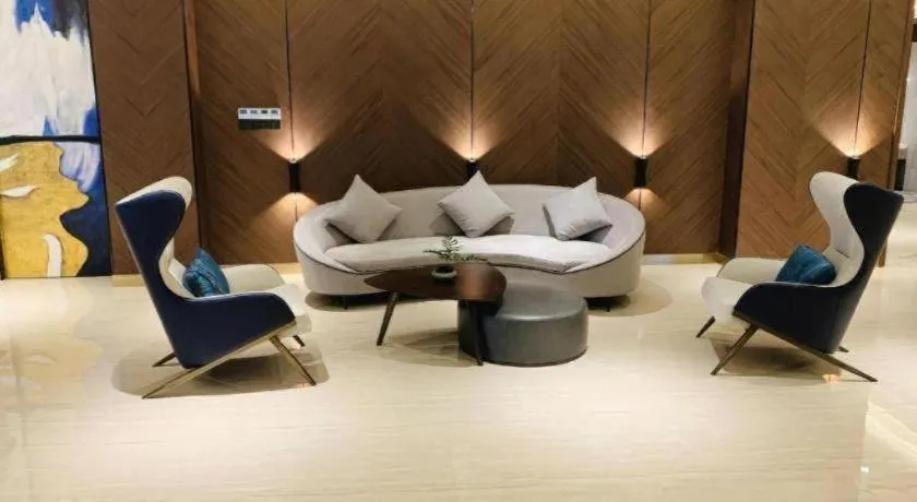 Yinhu Junyi Hotel（Wildlife Park）