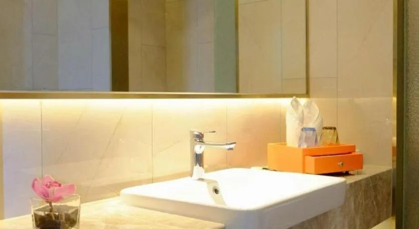 Yinhu Junyi Hotel（Wildlife Park）