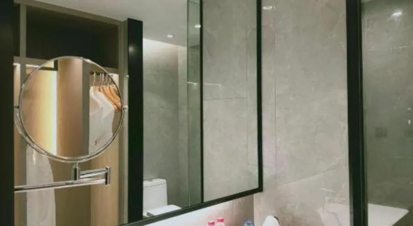 Yinhu Junyi Hotel（Wildlife Park）